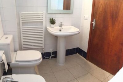 Baño 1_Apartamento Llenaire_1